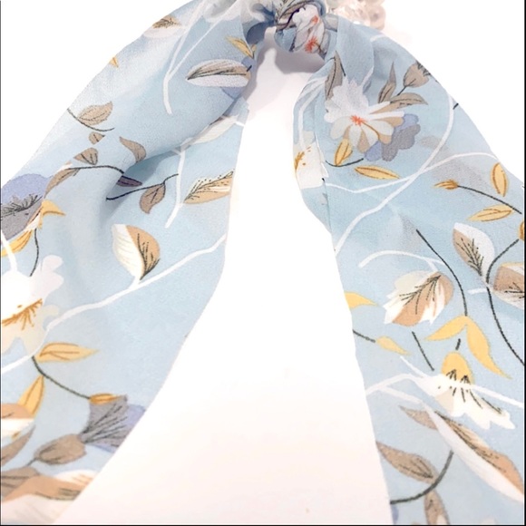 Blue Floral Hair Scarf Coil Ponytail Holder With Faux Pearls - Picture 4 of 4